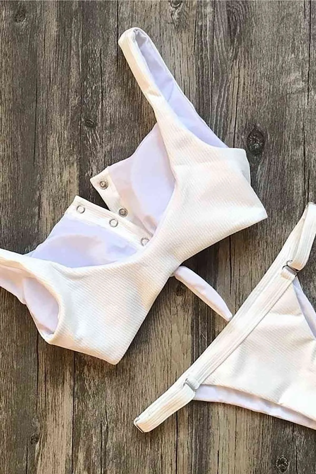 Angelsin  Pilelistore Weißes Snap-On-Bikinioberteil Weiß - Ms42109-weiß
