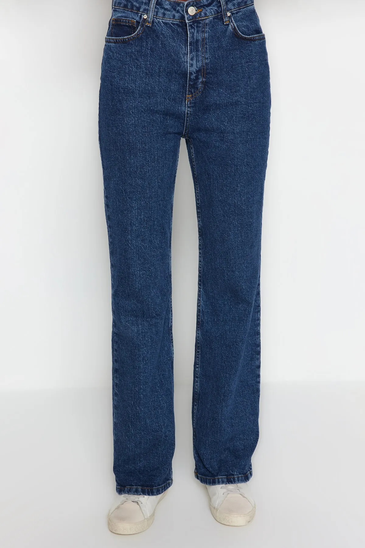 Trendyol Collection  Dunkelblaue High Waist Comfort Jeans mit weitem Bein TWOAW24JE00069
