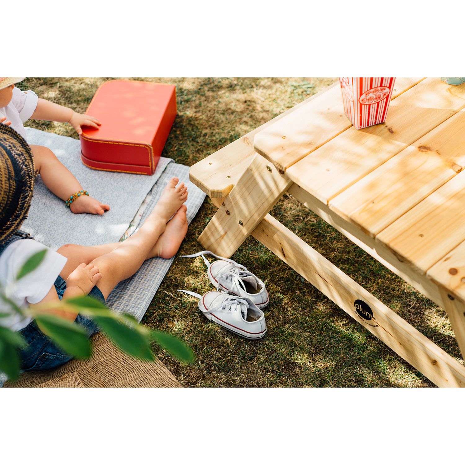 Plum Kinder Picknicktisch mit Sonnenschirm