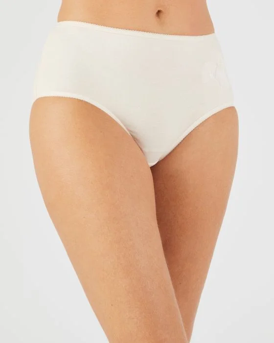 Lot de 4 culottes midi broderie fantaisie
