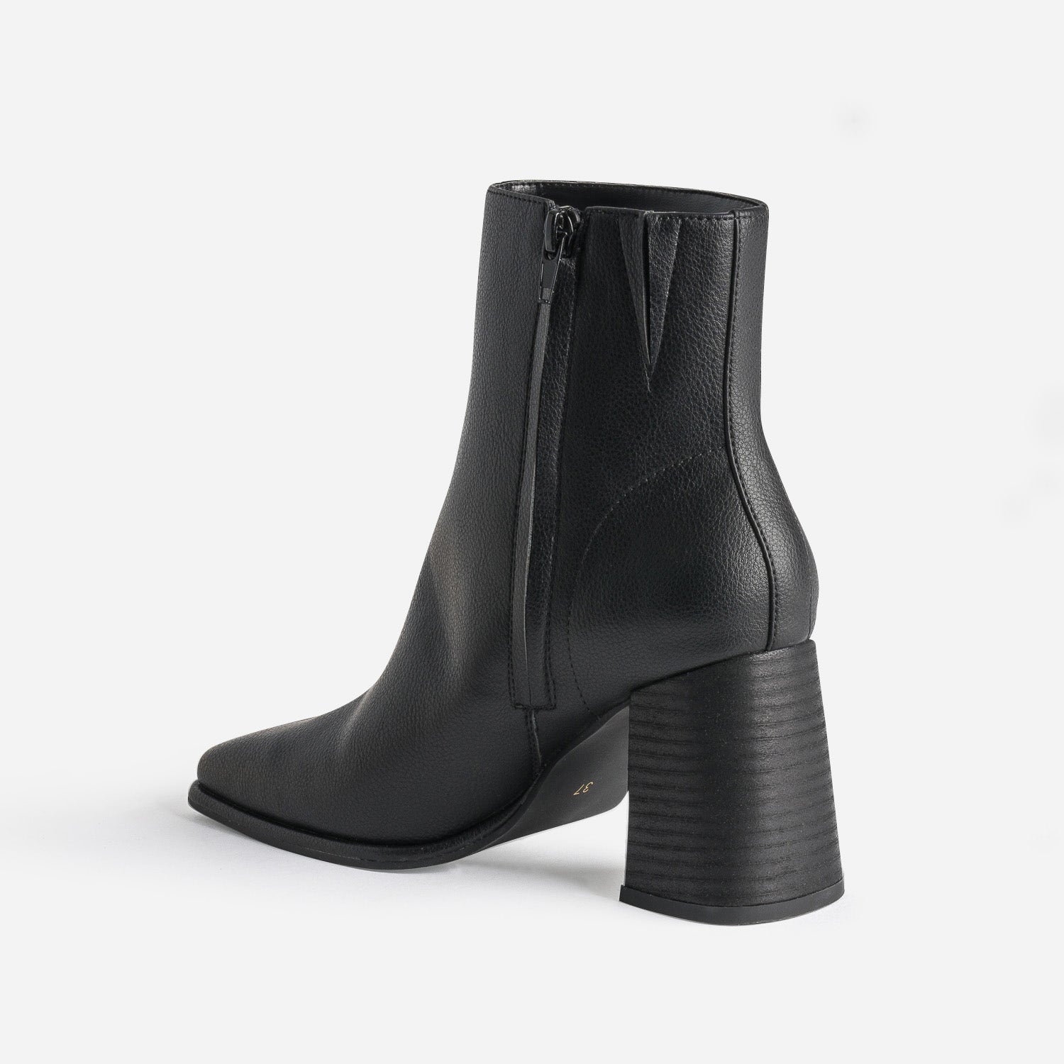 Boots noir éco-conçu à bout carré