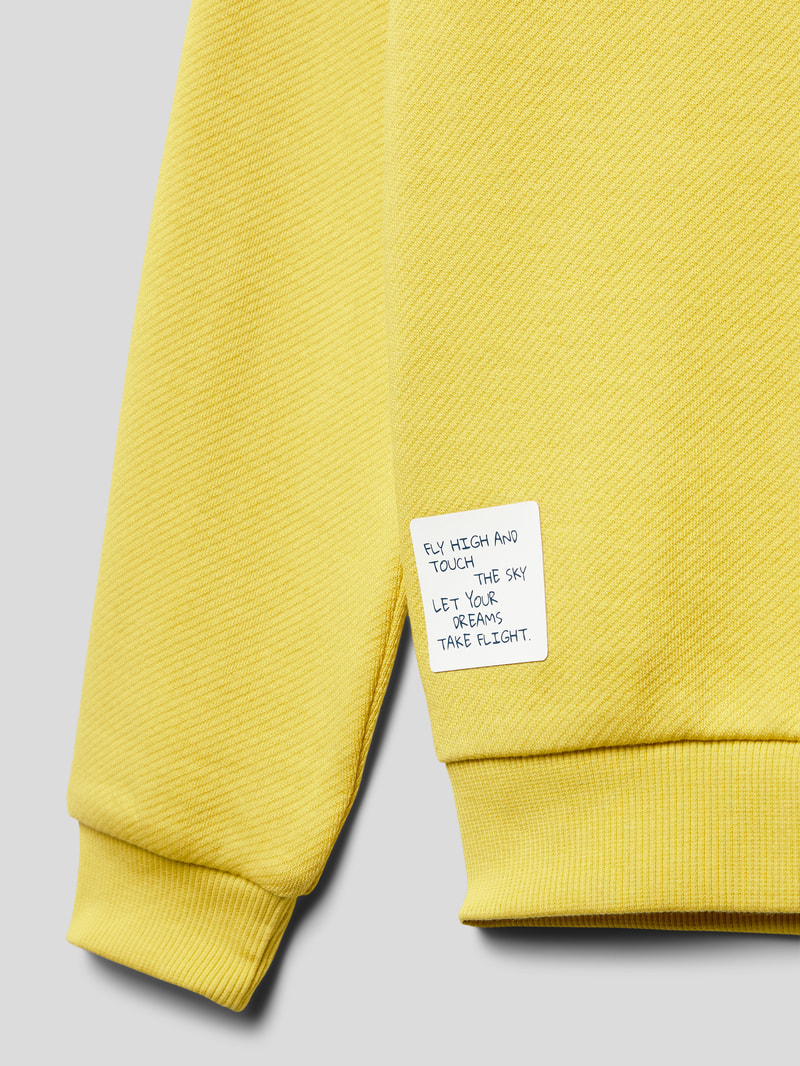 Sweatshirt mit Brusttasche in senfgelb