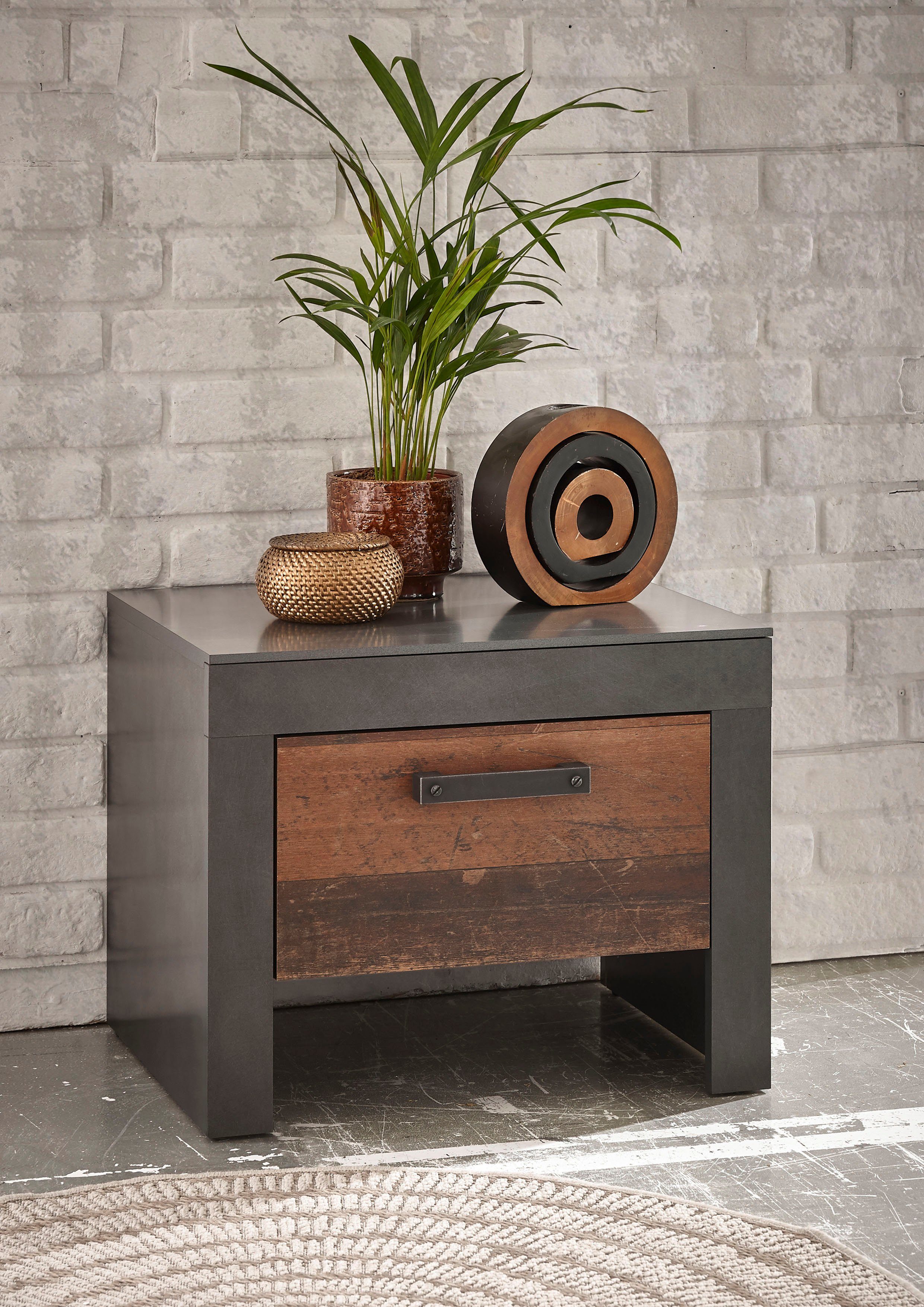Home affaire Schlafzimmer-Set BROOKLYN, (Set, 4-St., mit Holzkopfteil, Nachtkommode, Kleiderschrank 3 trg., Kommode), in dekorativer Rahmenoptik