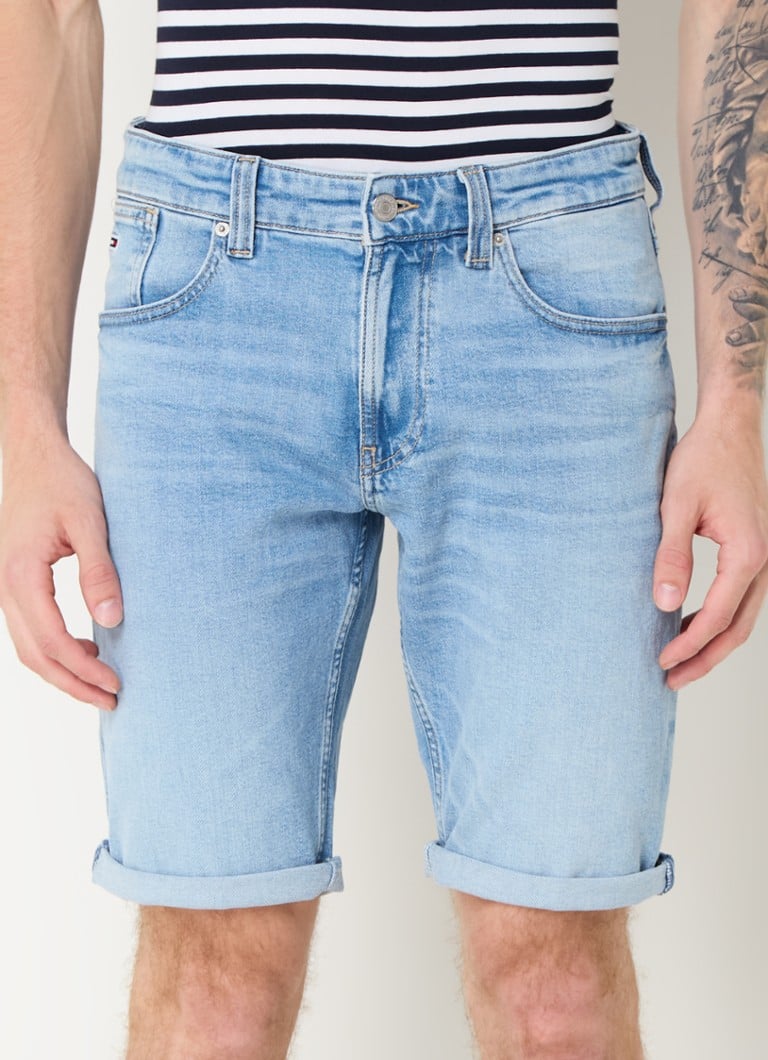 Pantaloni scurți din denim Tommy Hilfiger cu croială dreaptă și buzunare laterale