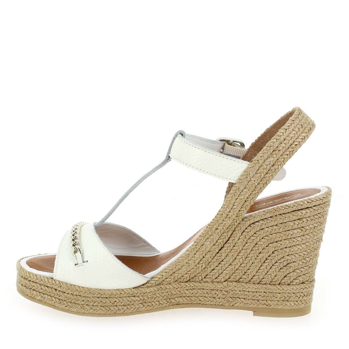 Casteller  49 116 765 - Blanc