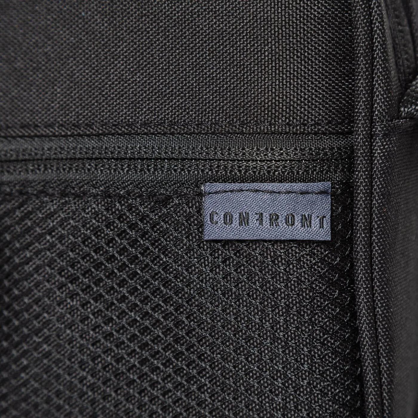 CONFRONT TASCHE CONFRONT\NIERENTASCHE WYNN Schwarz