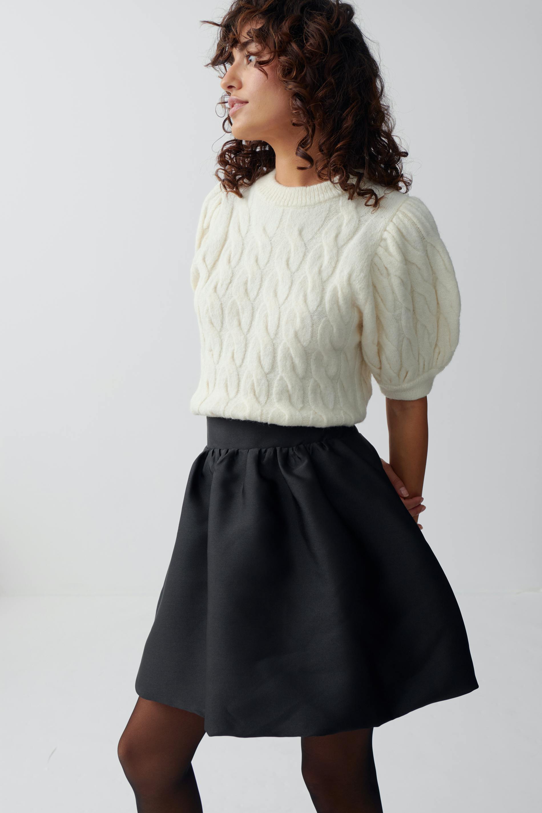 Mini balloon skirt