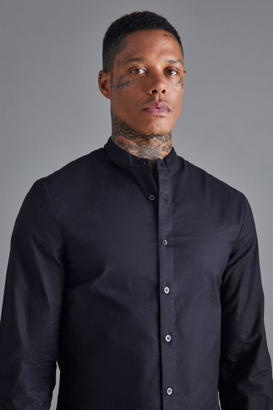 Langärmliges Slim-Fit Hemd mit Grandad-Kragen