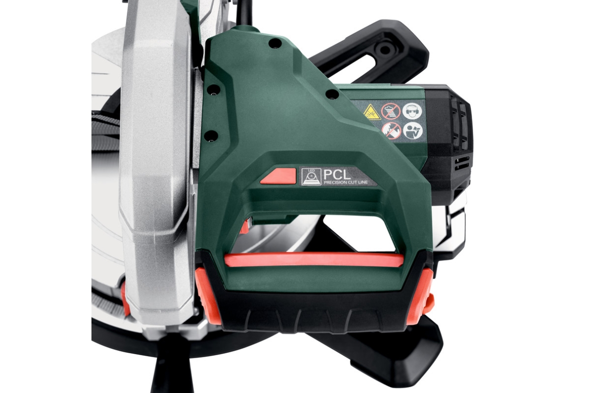 Metabo 610216000 KS 216 M pokosová píla 216 mm