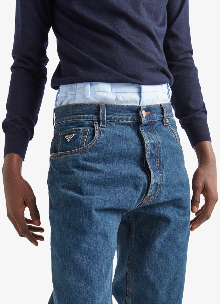 Blugi Prada, croială dreaptă, detalii închise la culoare cu aspect distressed