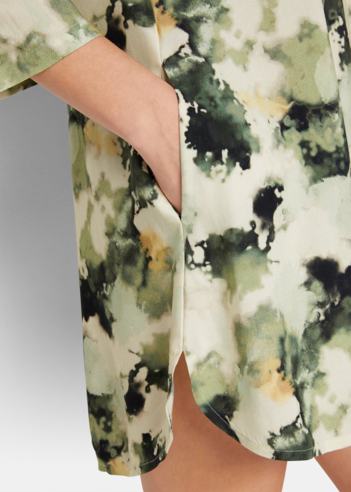 Kurzes Blusenkleid mit Seitentaschen