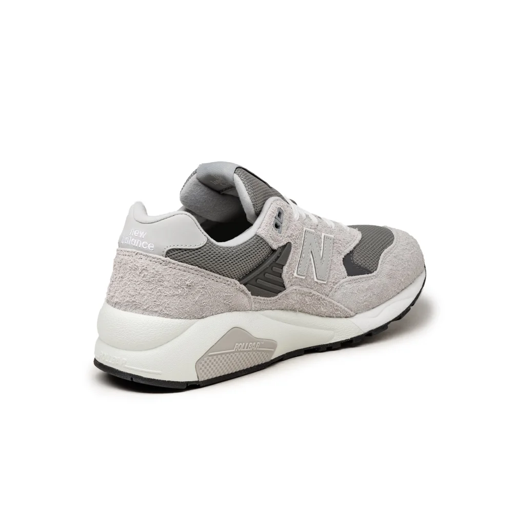 New Balance 580 MT580MG2 / grau