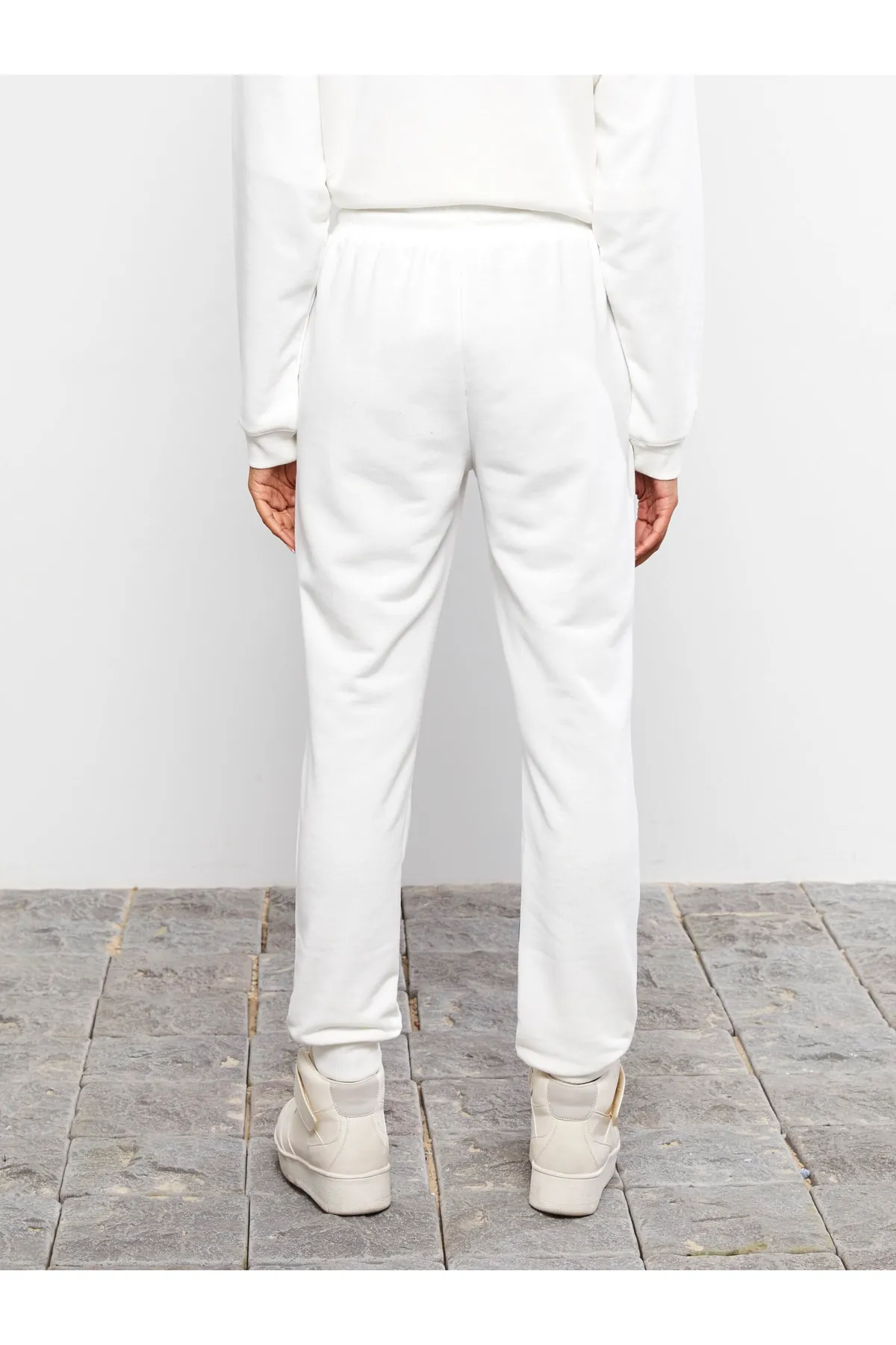 LC Waikiki  Jogginghose für Damen mit elastischem Bund und aufgedrucktem Taschendetail