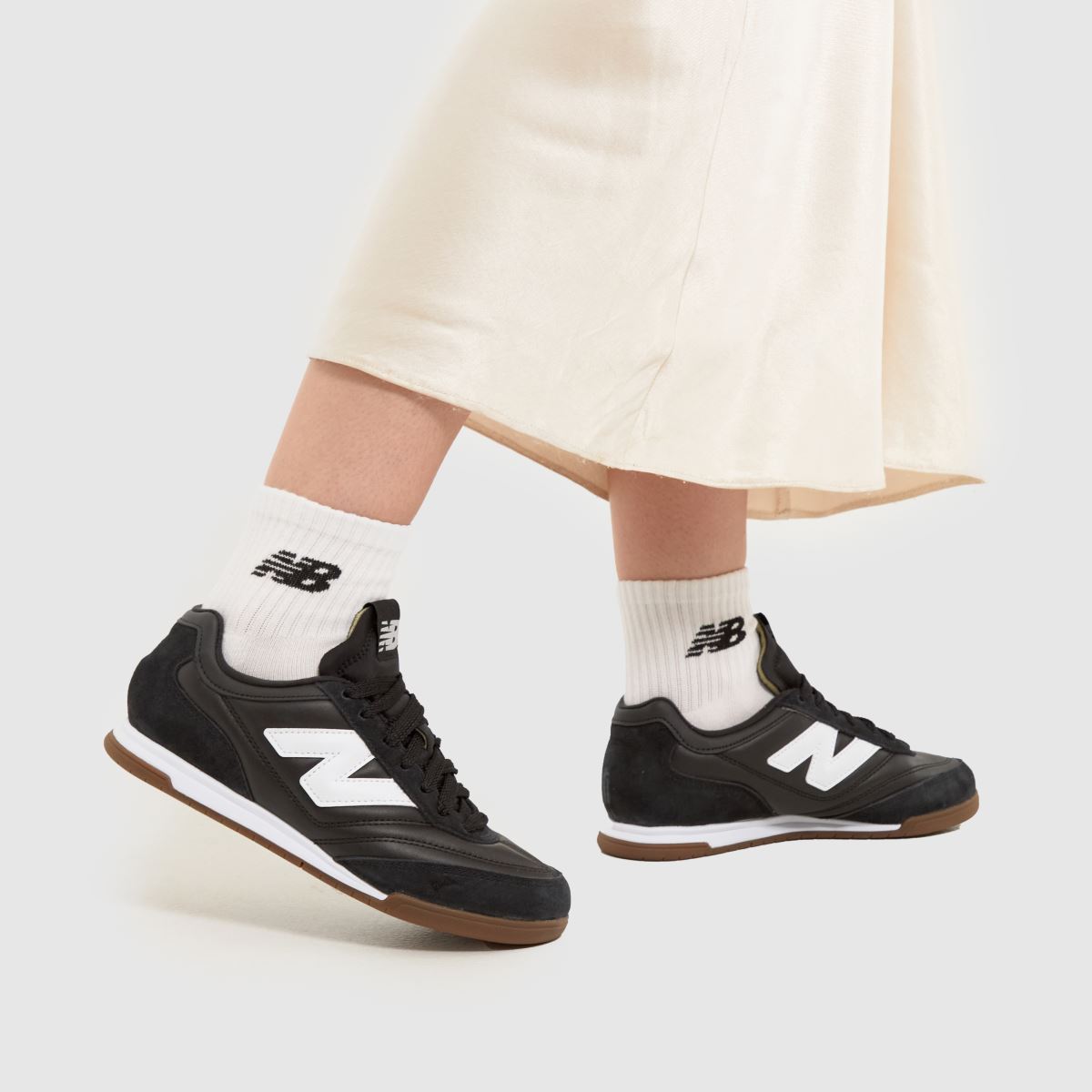 New Balance rc42 träningsskor i svart och vitt