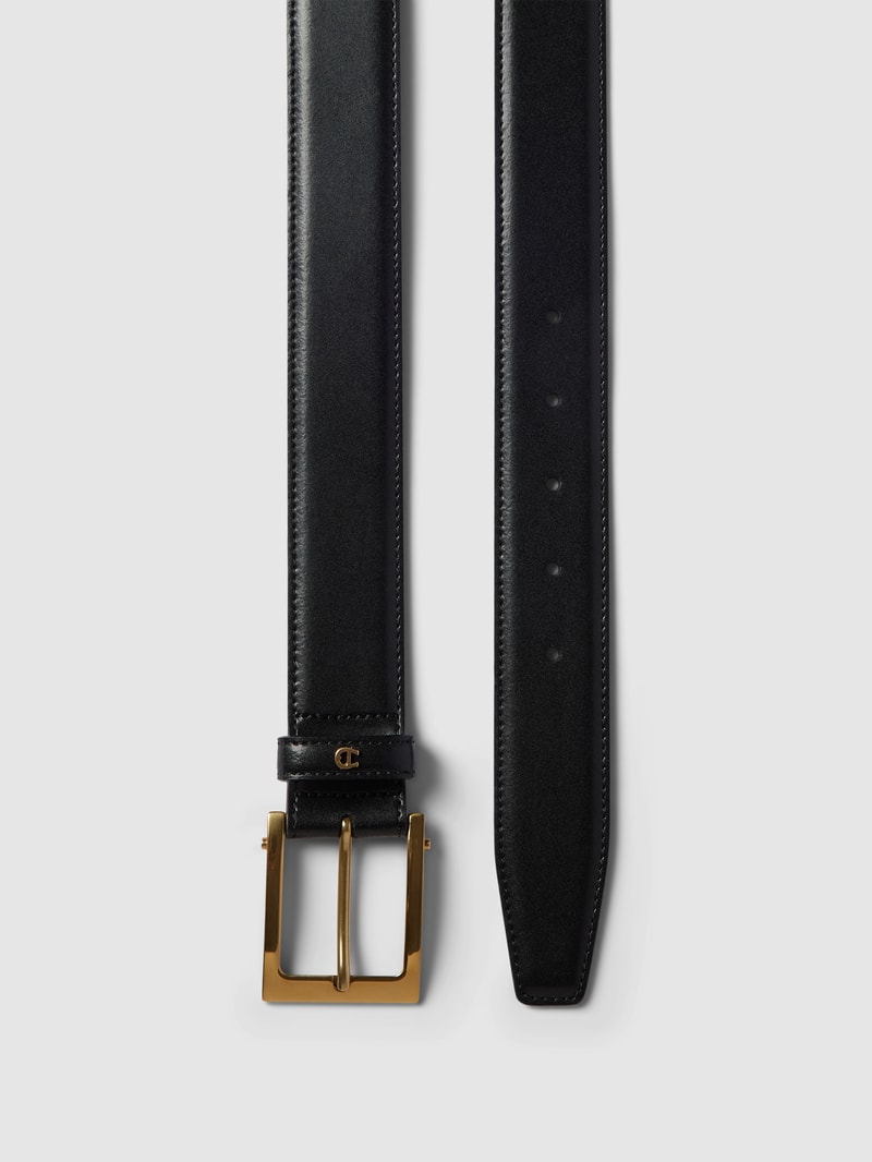Gürtel mit Label-Applikation in schwarz