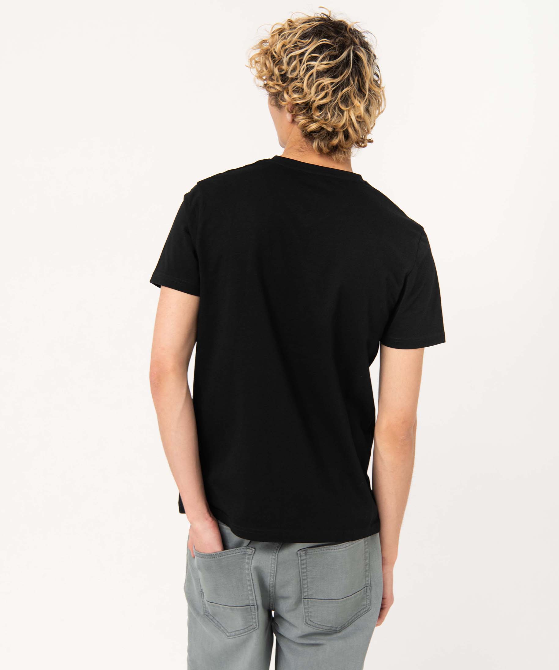 Tee-shirt homme à manches courtes et col V noir | GEMO