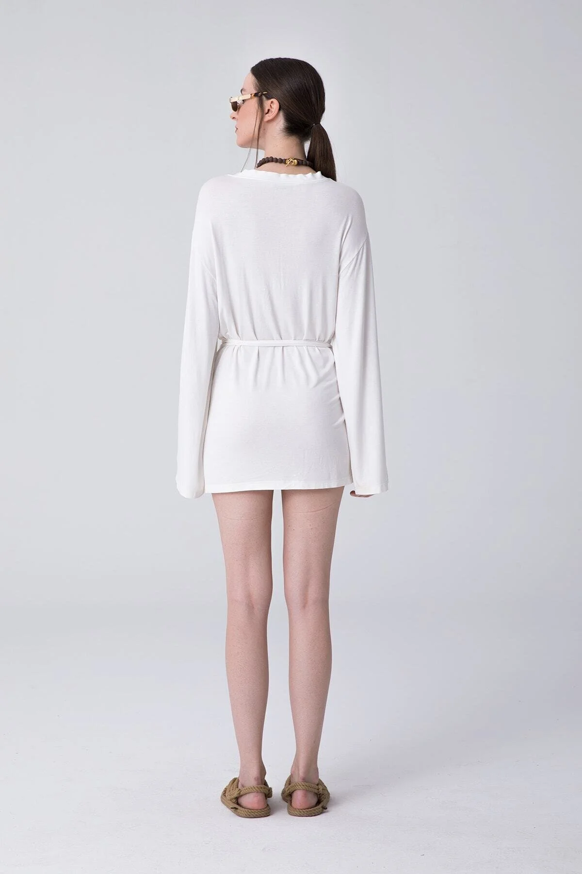 SHEISMONO  Ultraweicher Zoe Kimono Weiß