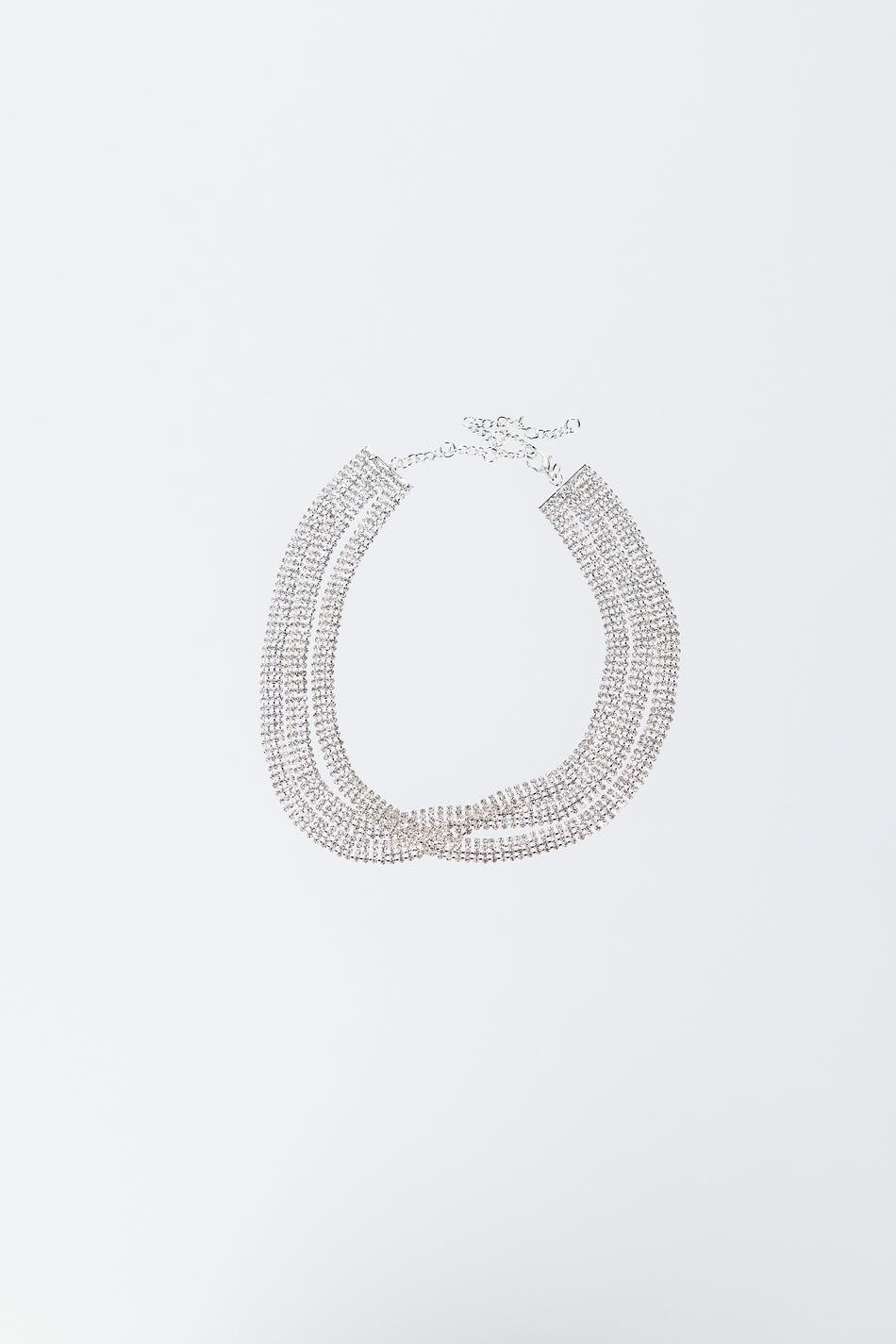 Twisted rhinestone necklace