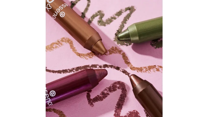 essence Eyeshadow Stick Blend & Line 04 - full of beans