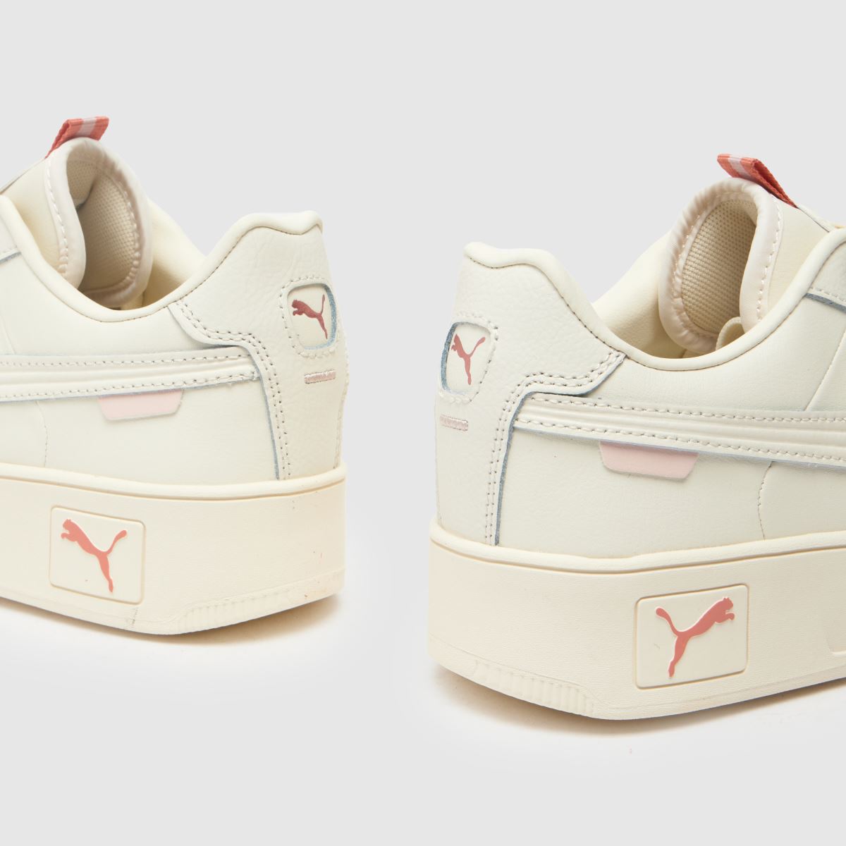 PUMA Carina Street cipő törtfehér színben