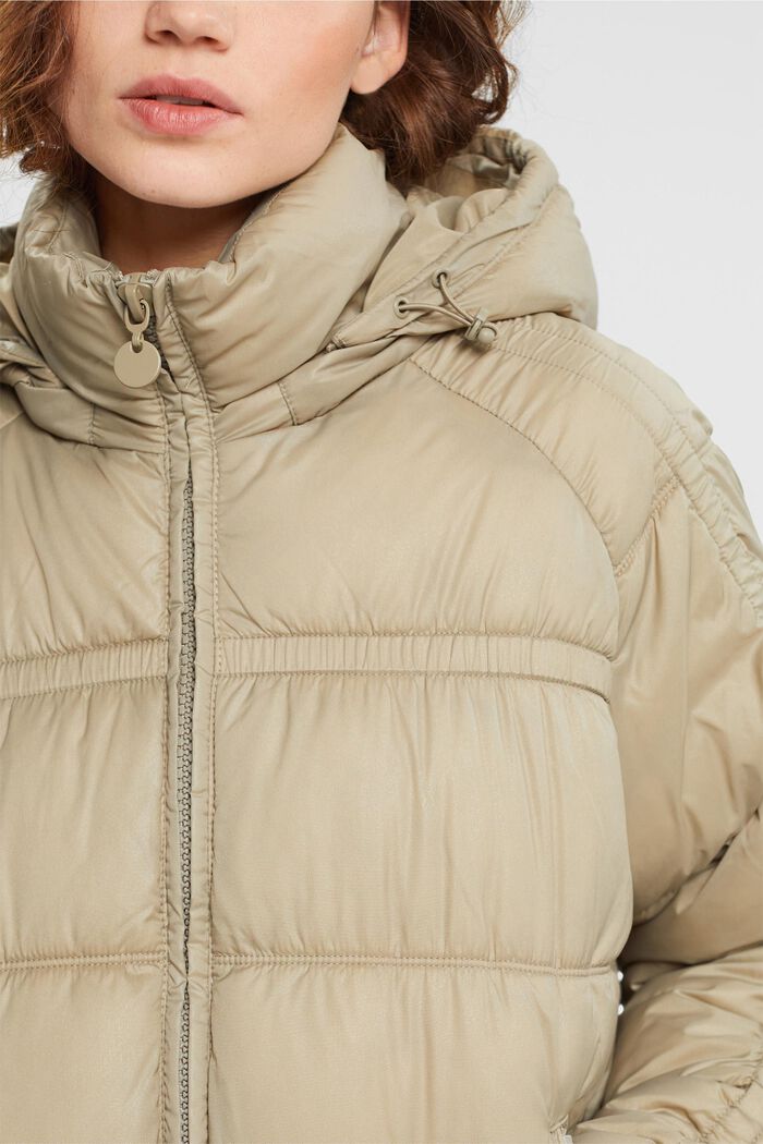 Stepp-Jacke mit abnehmbarer Kapuze