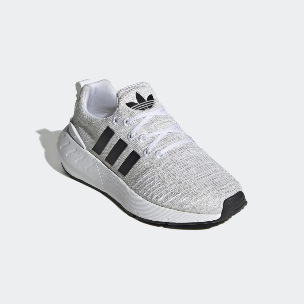 adidas Swift Run 22 GW8179 / weiss
