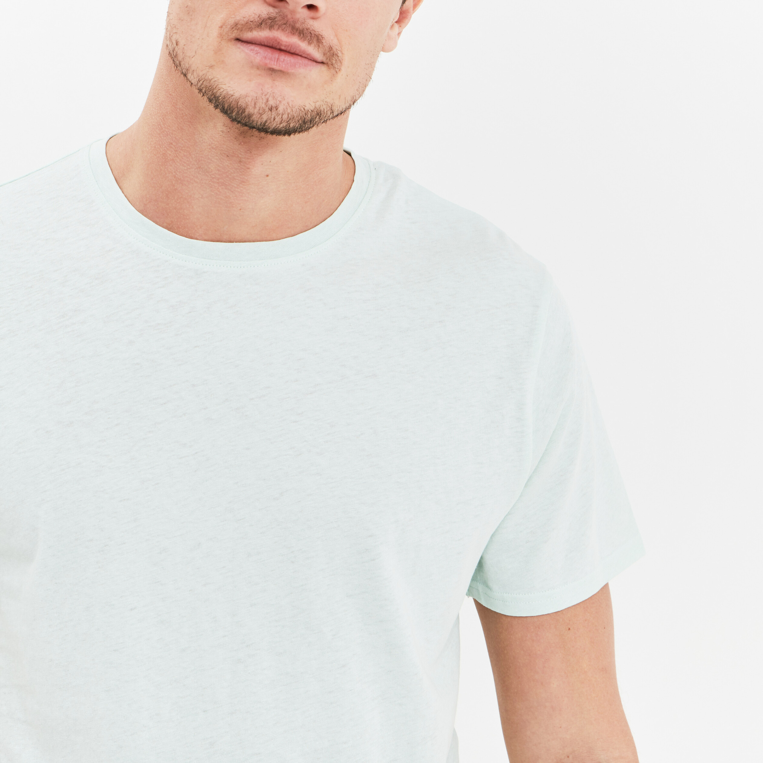 T-shirt manches courtes en mélange lin bleu clair homme | La Halle