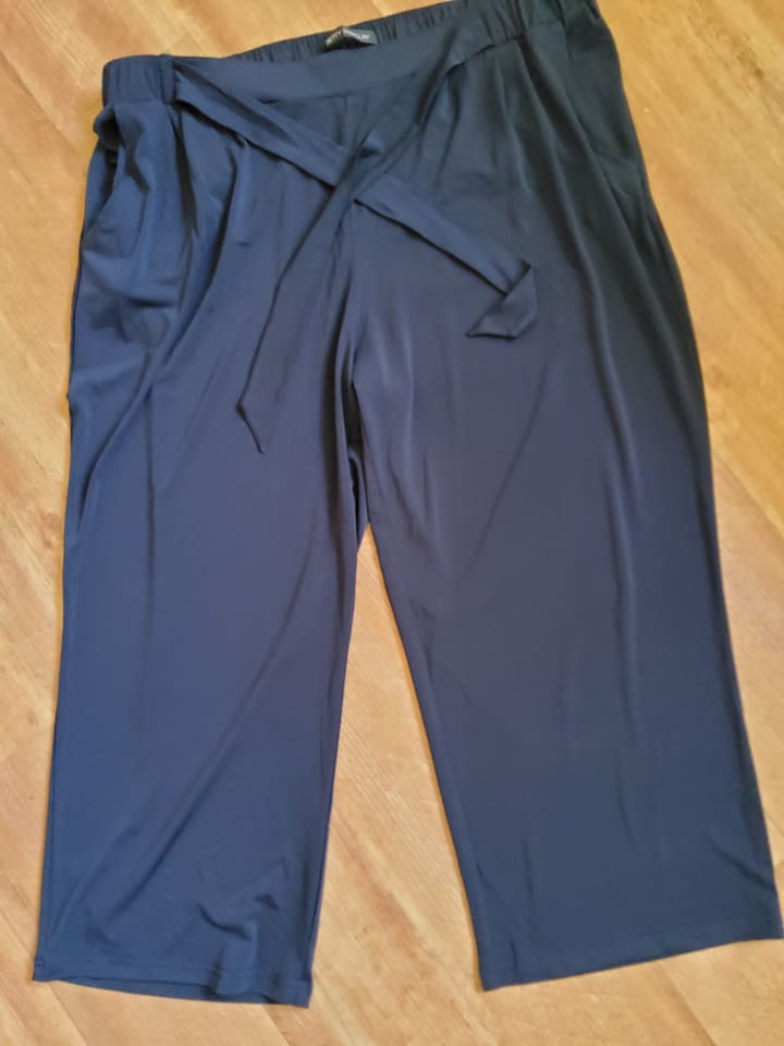 Betty Barclay Culotte in Dunkelblau günstig kaufen 44