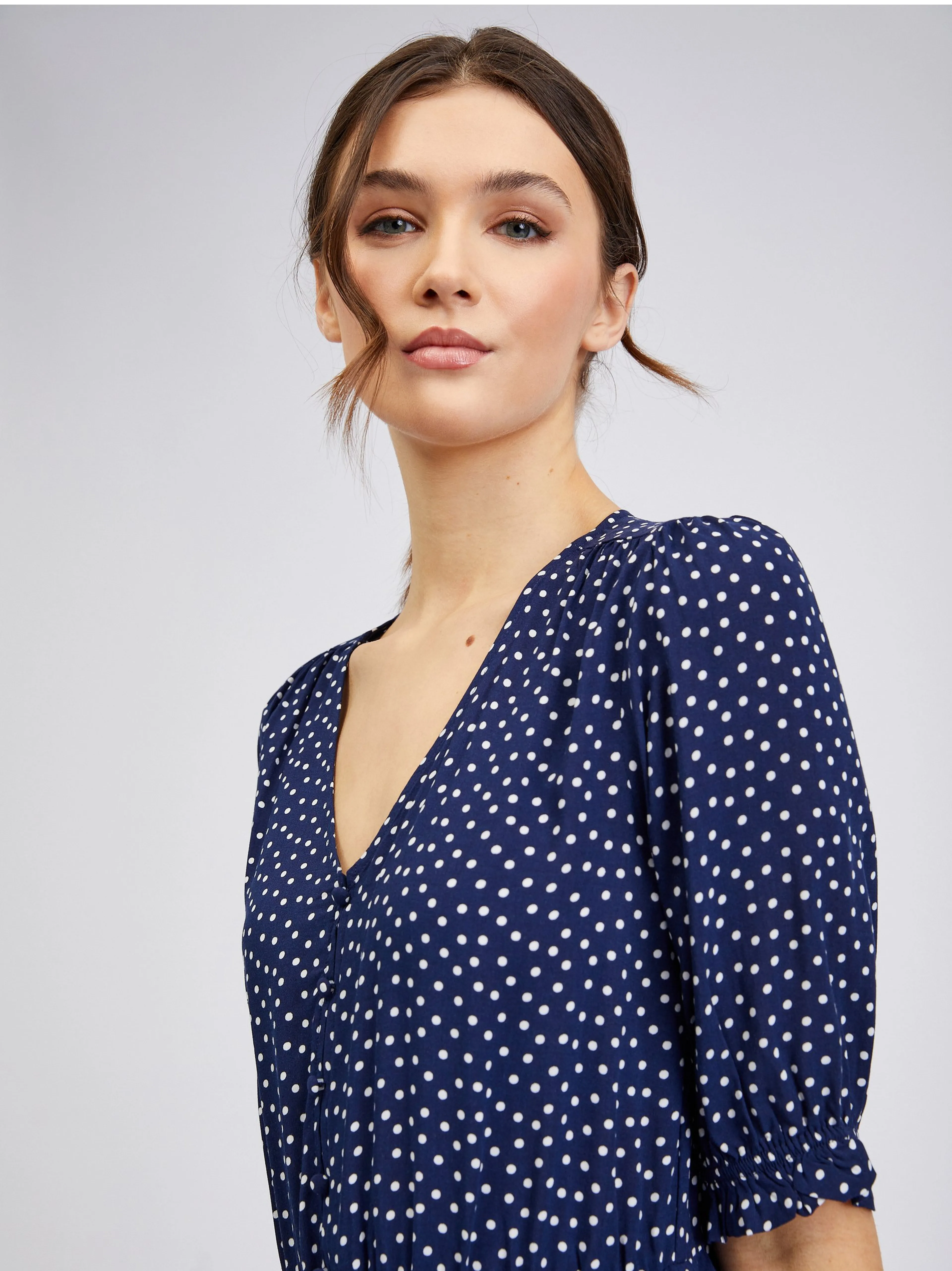 Dunkelblaues Damen-Polka-Dot-Kleid ORSAY