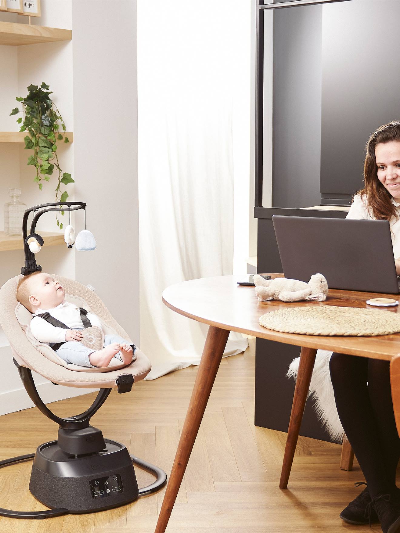 Babymoov Elektrische Babywippe Swoon Evolution Connect BABYMOOV - beige