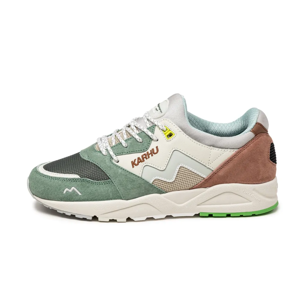 Karhu Aria 95 F803113 / braun
