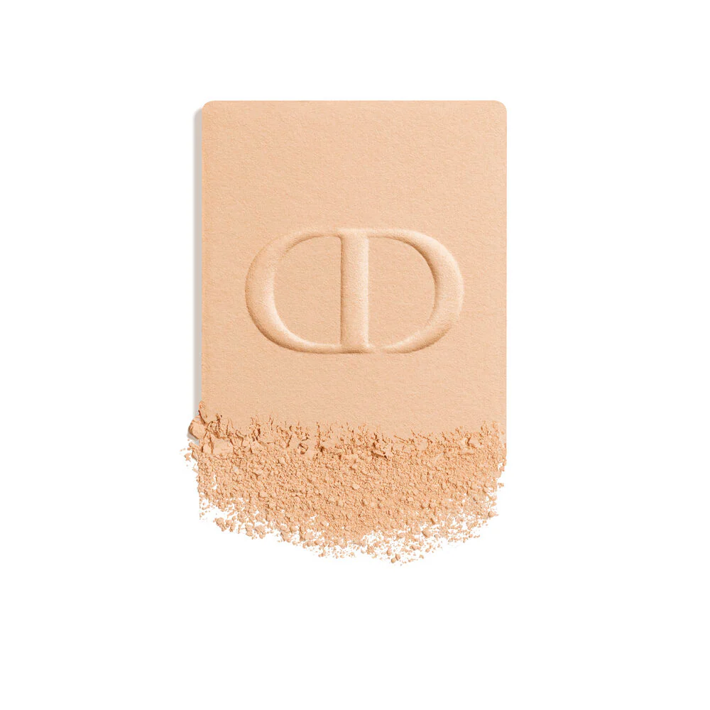 Kompaktný make-up Dior Forever Natural Velvet