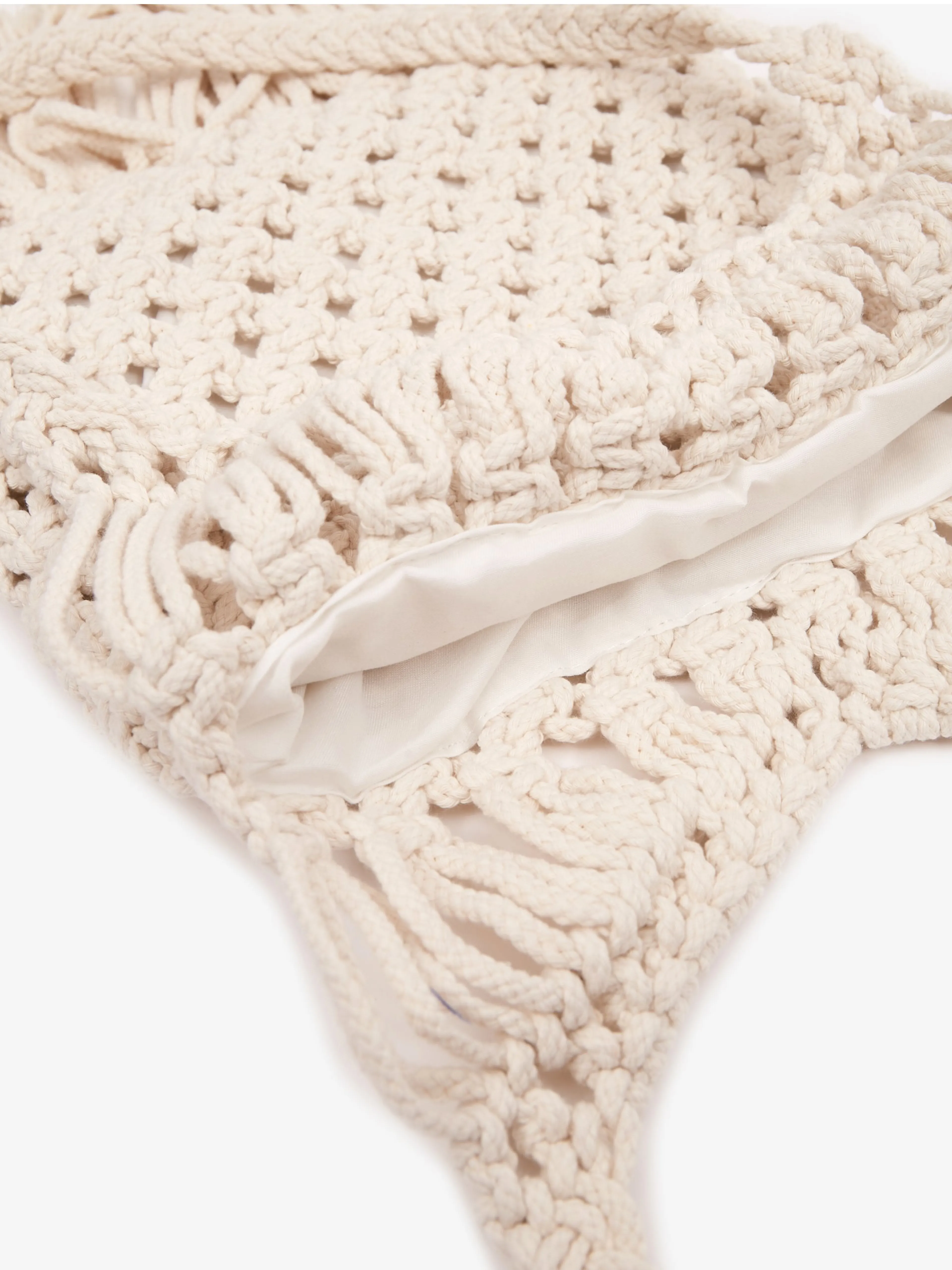 Weiße Damenstricktasche mit dekorativen Details ORSAY