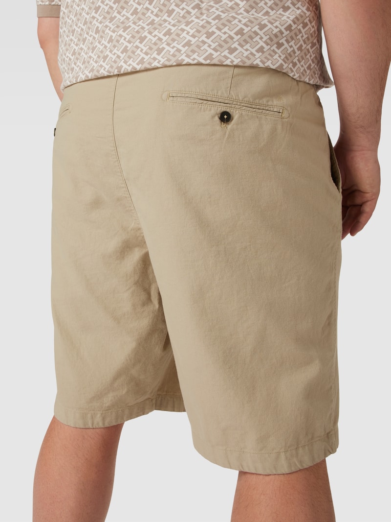 PLUS SIZE Bermudas mit Gesäßtaschen Modell 'Salo' in hellblau