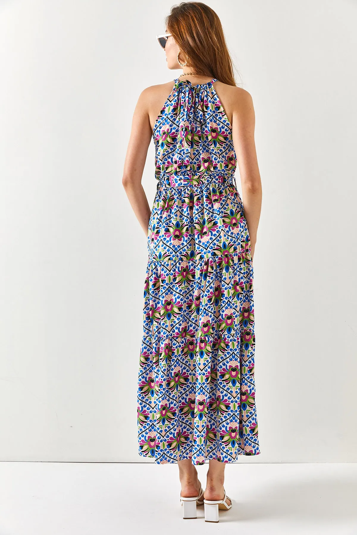 Olalook  Saks Blue Powder Neckholder-Kleid aus gewebtem Viscon mit Gürtel und Gürtel ELB-19001548 für Damen
