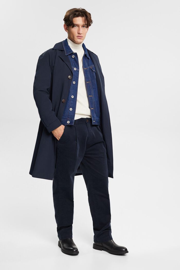 Cordhose mit weitem Bein