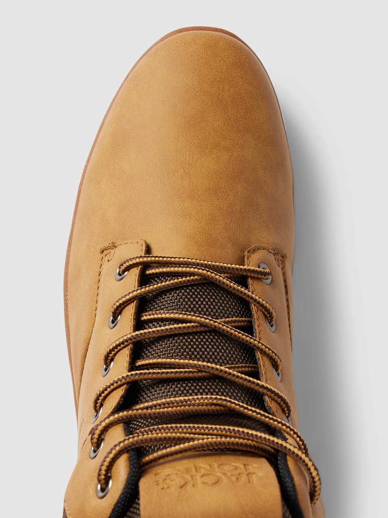 Sneaker mit Schnürverschluss Modell 'JOINER' in cognac