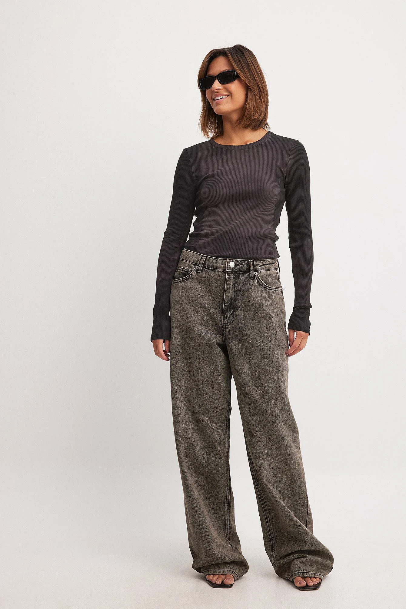Lockere Jeans mit mittlerer Taille