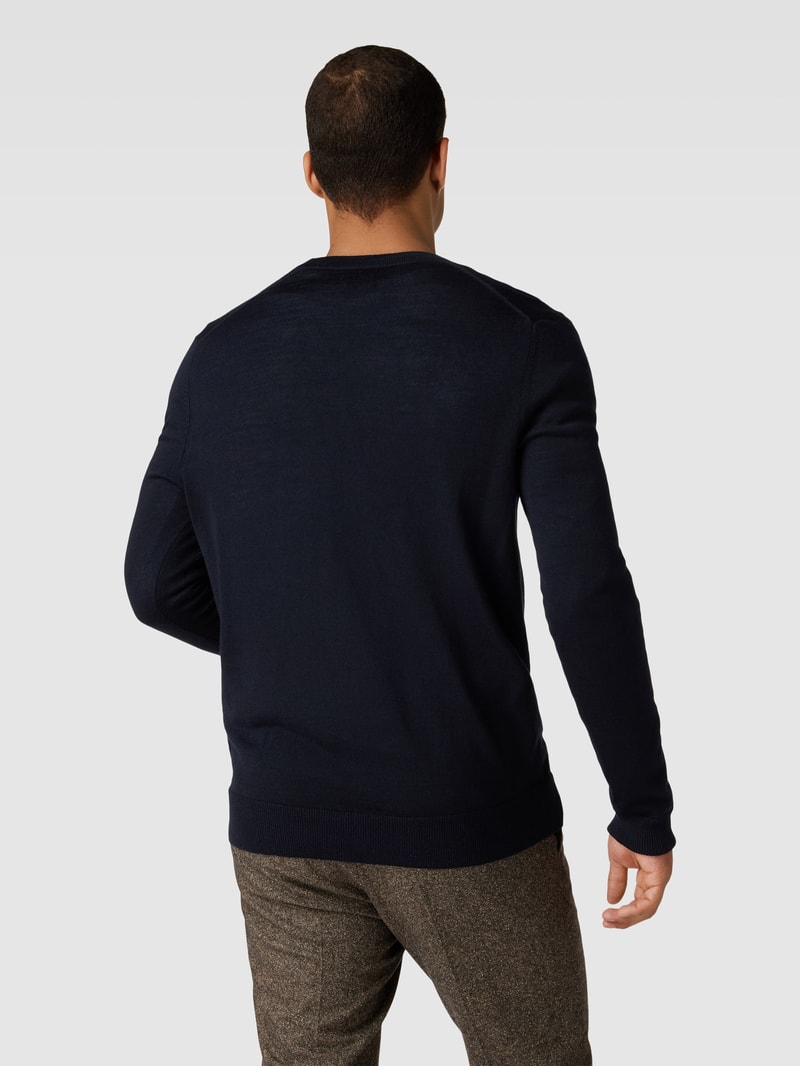 Strickjacke mit V-Ausschnitt und Knopfleiste in marineblau
