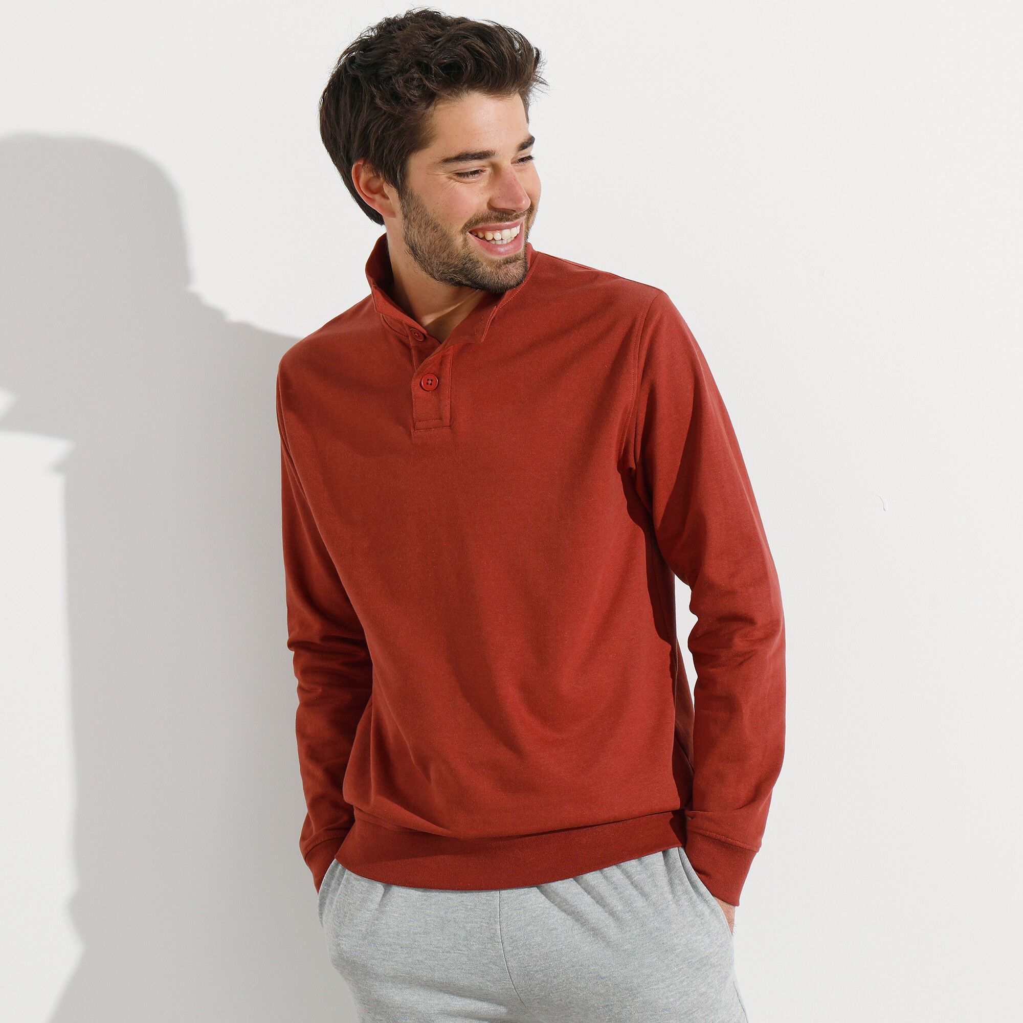 Sweat col montant boutonné en molleton