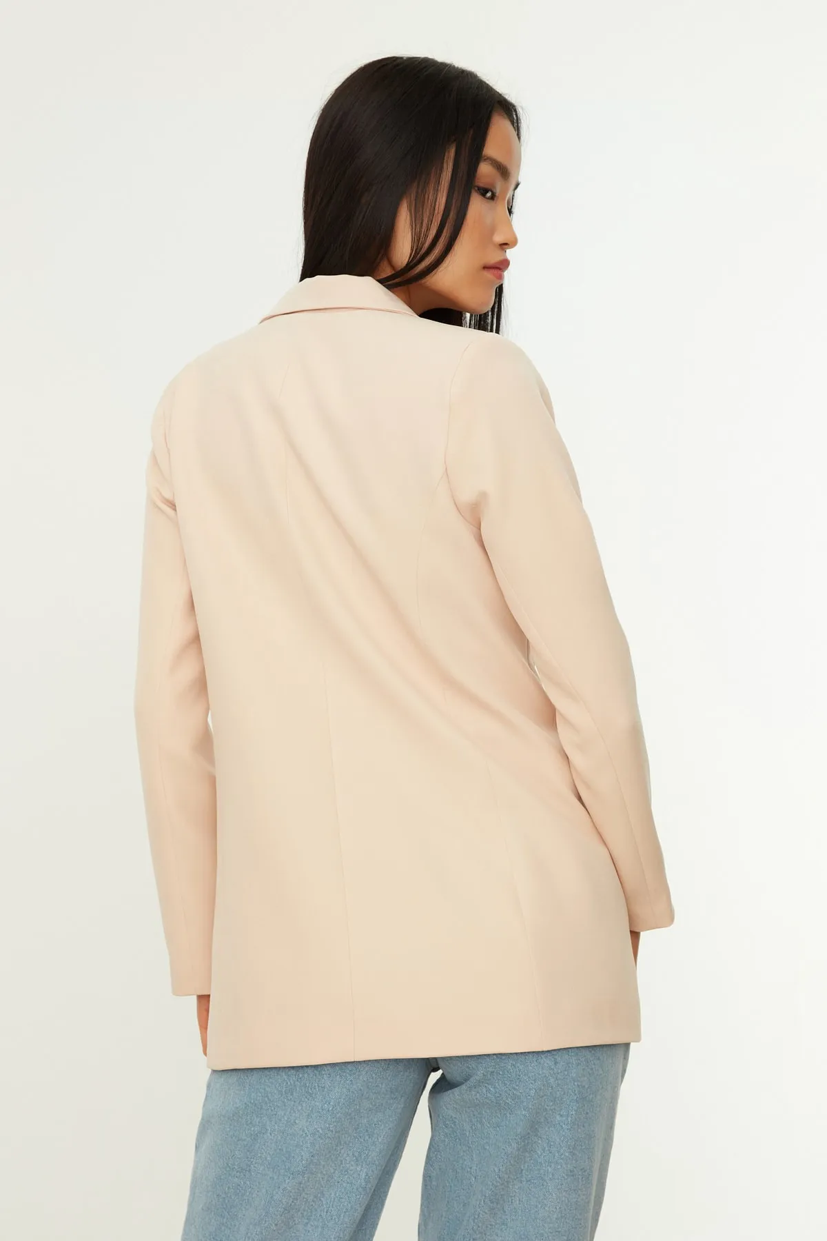 Trendyol Collection  Beige, normal gefütterte, zweireihige Blazerjacke aus Webstoff mit Verschluss TWOSS20CE0059