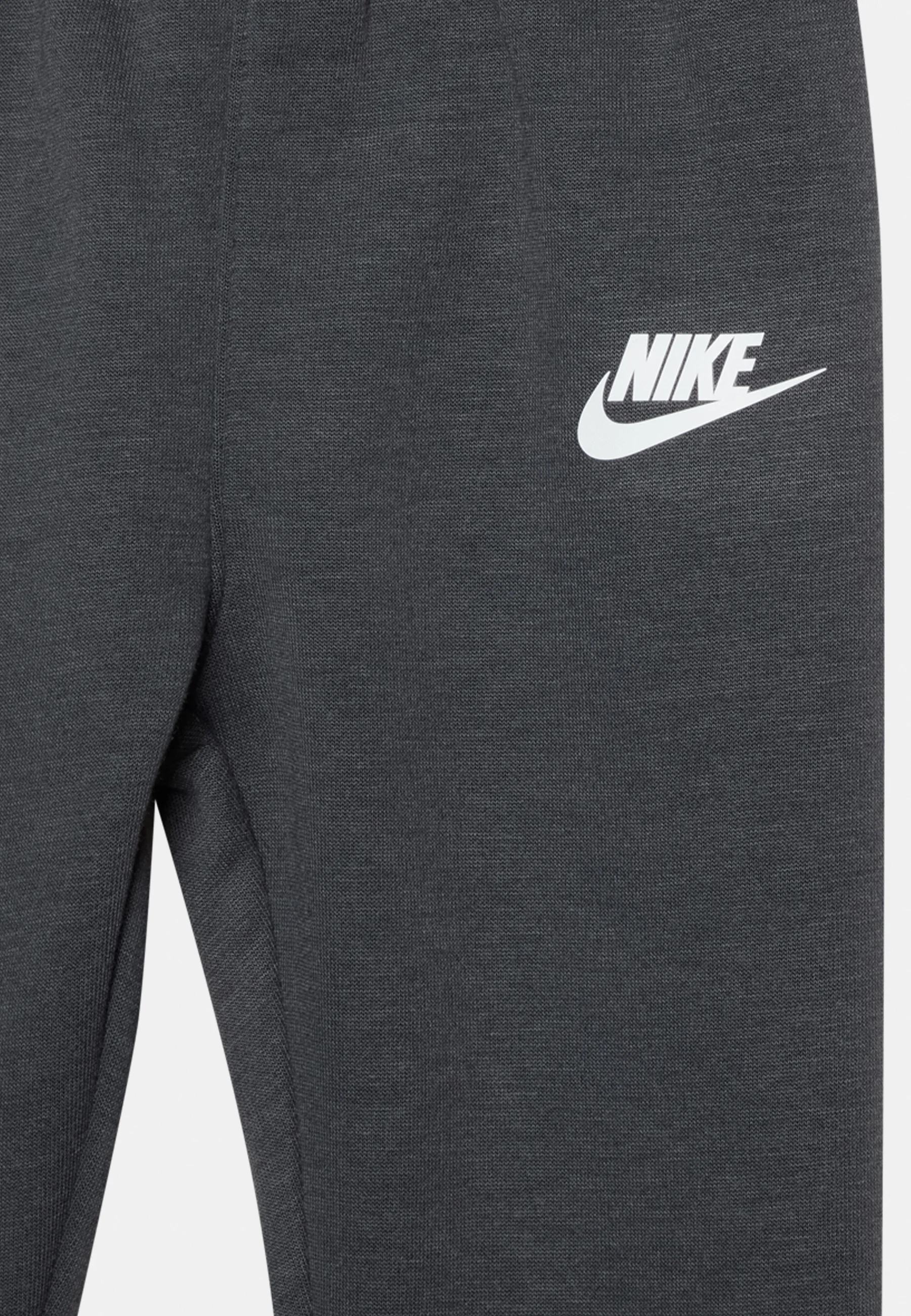 Conjunto unisex sostenible Nike Sportswear - Sudadera