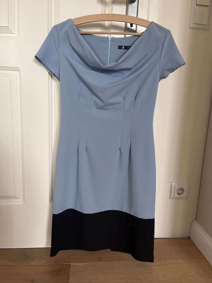 Awama Kleid in Hellblau/ Schwarz günstig kaufen S