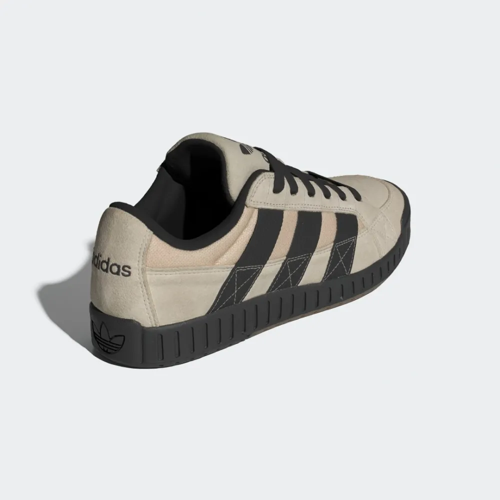 adidas Lawsuit Tan IF8798 / grau
