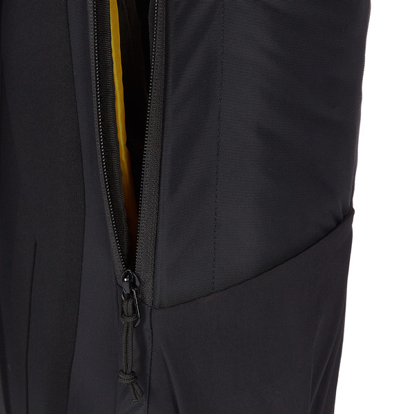 DEPOT 25 - Laptoprucksack