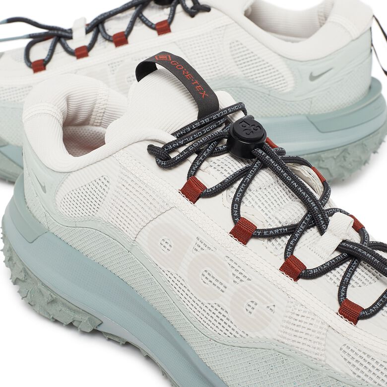NIKE ACG Mountain Fly 2 Low GTX phantom/dk smoke grey/lgt sv