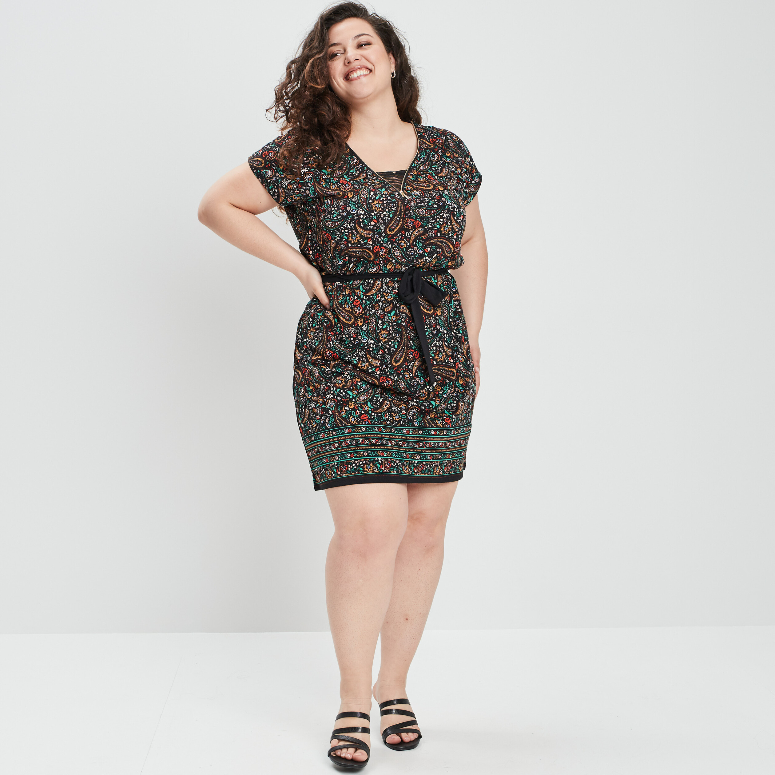 Robe droite ceinturée noir femme grande taille | La Halle