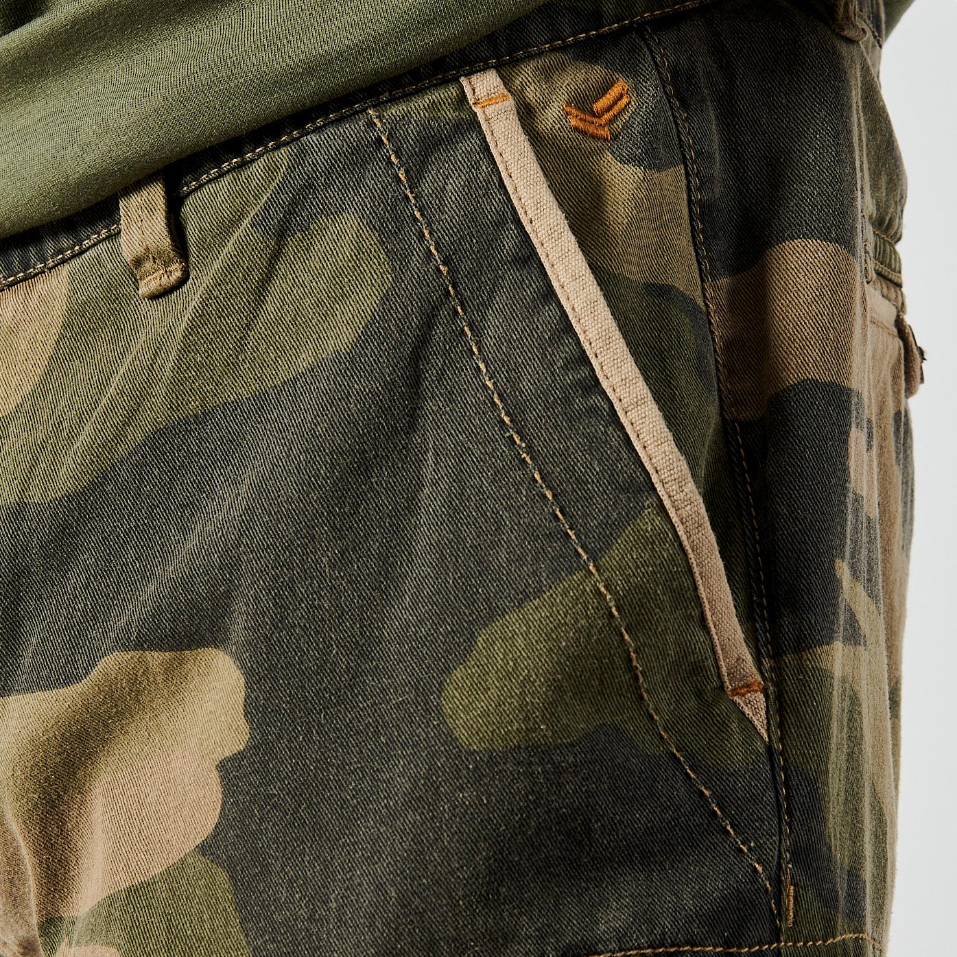 MARCO  Short kaki cargo Homme en 100% coton