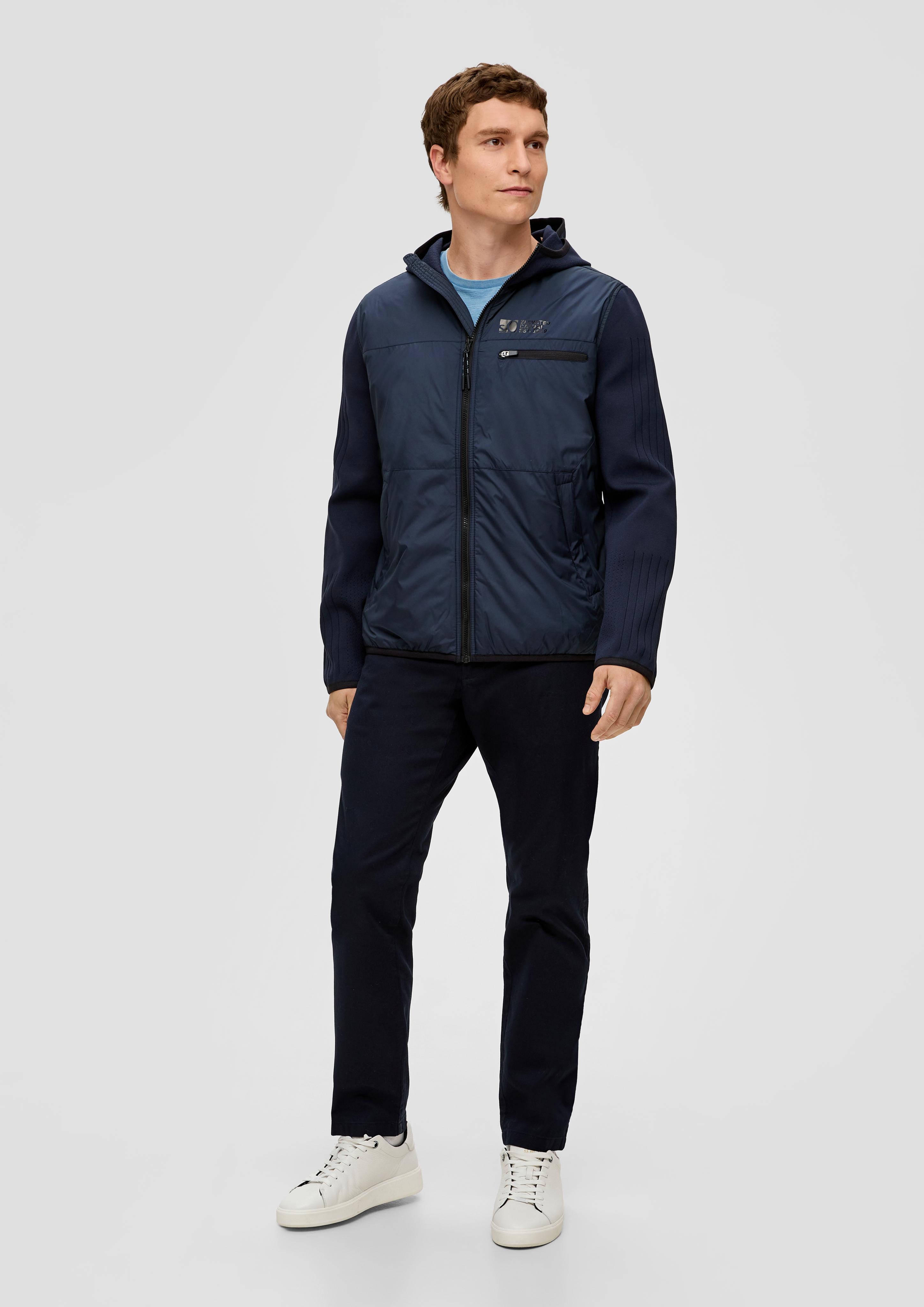 Nylonjacke mit gestrickten Ärmeln und Kapuze  2141270-5978