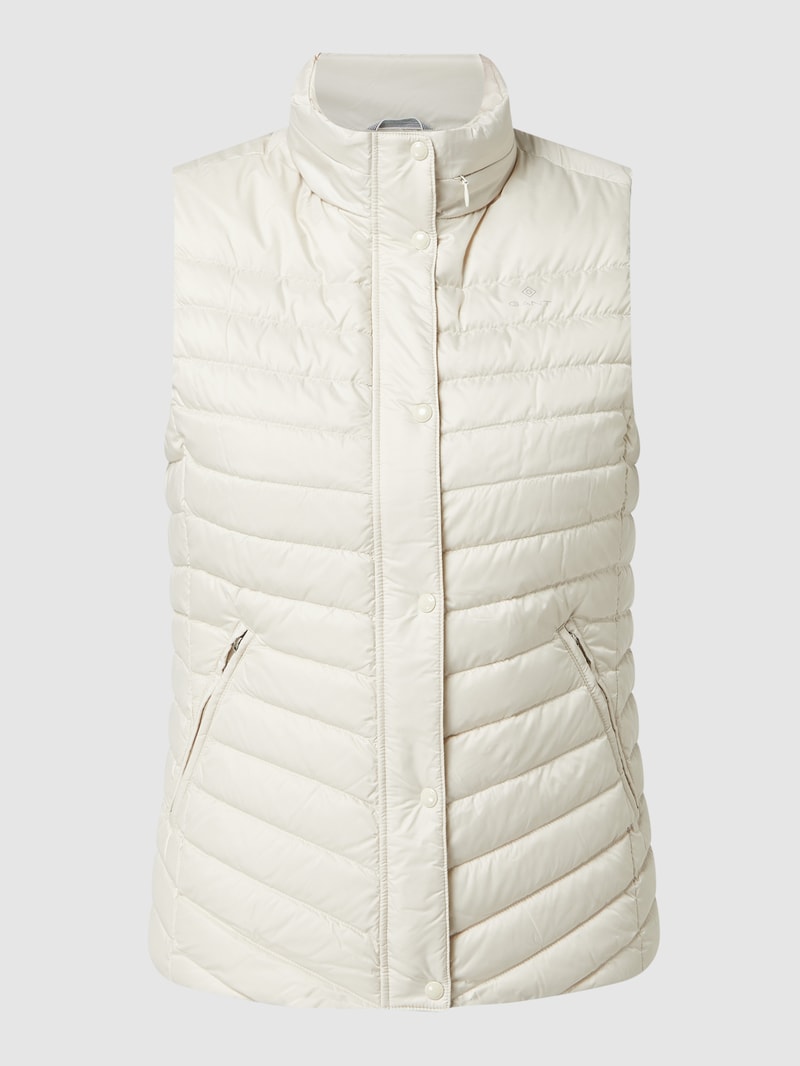 Daunenweste mit Kapuze in offwhite